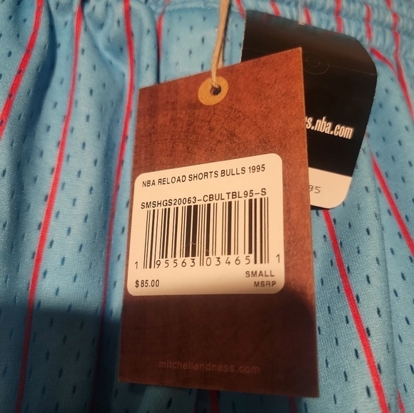 SIZE S Mitchell & Ness Lt Blue NBA Chicago Bulls 1995-96 Reload Swingman - Picture 7 of 7